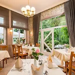 Parkhotel Gueldene Berge Hotell 4*