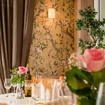 金色山脉公园酒店 Weißenfels