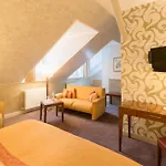 Parkhotel Gueldene Berge Weißenfels