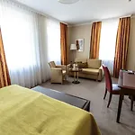 Parkhotel Gueldene Berge Weißenfels