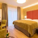 Hotell Parkhotel Gueldene Berge Weißenfels