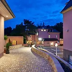 Parkhotel Gueldene Berge Hotell