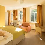 Parkhotel Gueldene Berge 4*