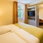 Parkhotel Gueldene Berge Weißenfels