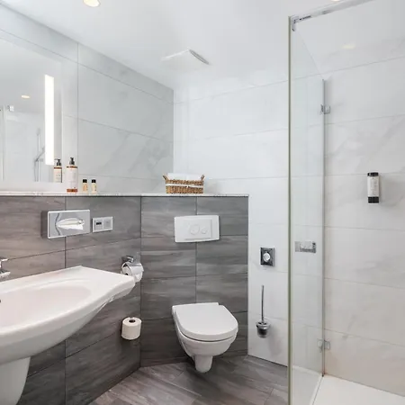 Hotel Parkhotel Gueldene Berge 4*