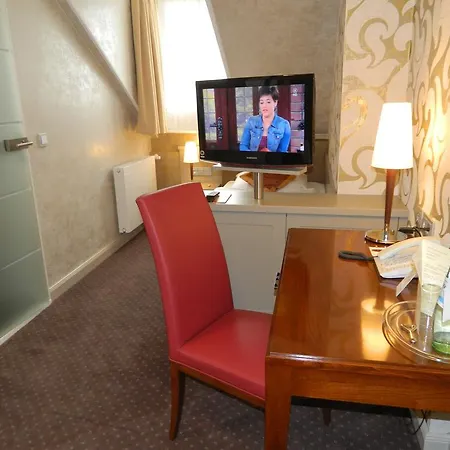 Parkhotel Guldene Berge 4* Weißenfels