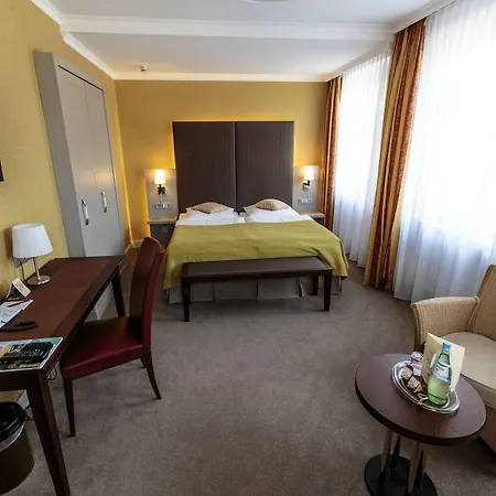 Hotel Parkhotel Gueldene Berge Weißenfels