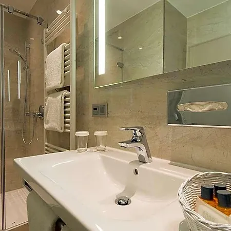 Parkhotel Guldene Berge Hotel Weißenfels