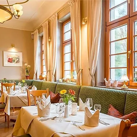 Parkhotel Güldene Berge Hotel Weißenfels