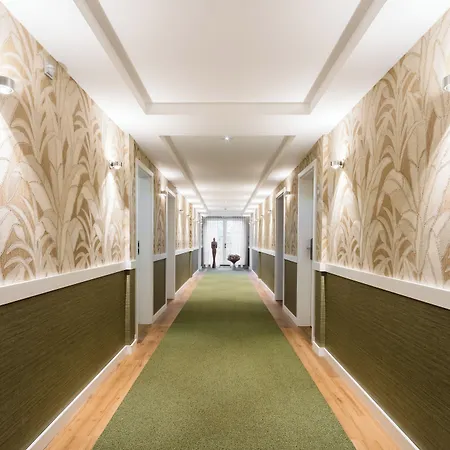 Parkhotel Gueldene Berge Weissenfels