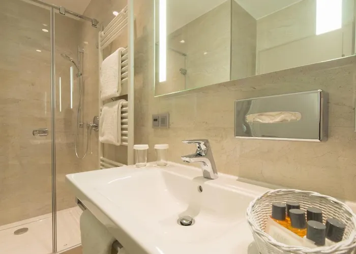 Parkhotel Güldene Berge 4* Weißenfels