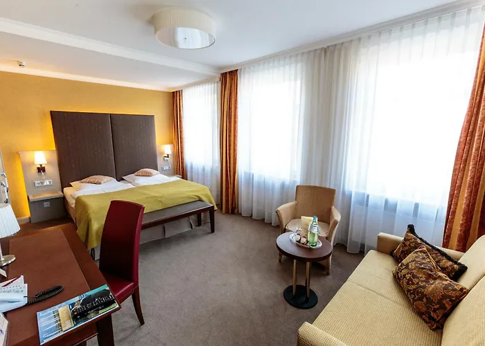 Parkhotel Güldene Berge 4*