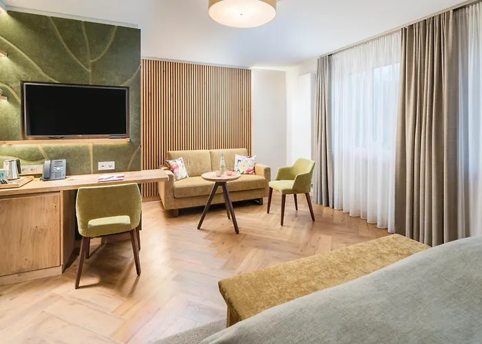 Parkhotel Güldene Berge Hotel