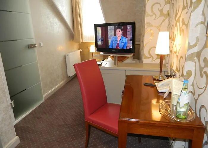 Parkhotel Güldene Berge 4* Weißenfels