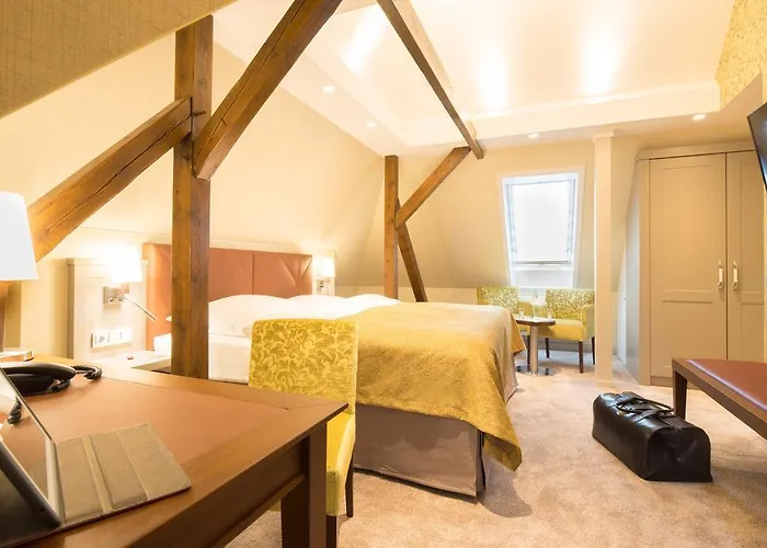 Parkhotel Güldene Berge 4* Weißenfels