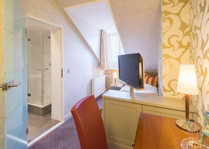 Parkhotel Güldene Berge Hotel 4*